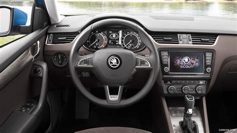 Skoda Octavia Scout | 2015MY | Interior