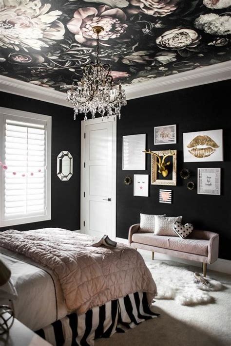 16 Beautiful Rooms That Prove Black Walls Are Totally Accessible ...