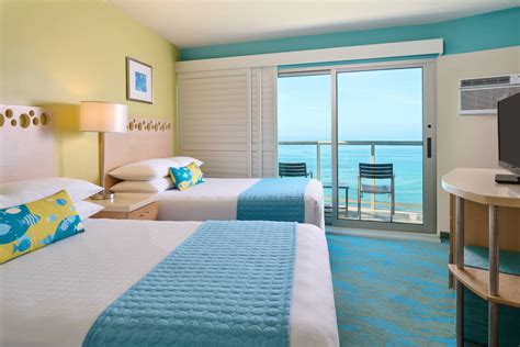 Aston Waikiki Circle Hotel | Beachfront Boutique Hotel In Waikiki