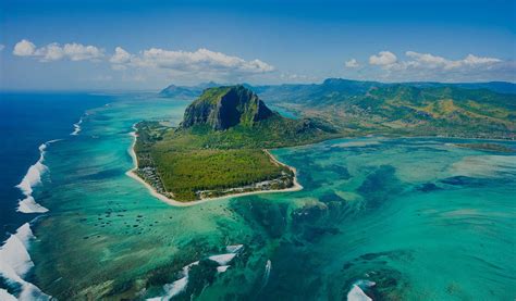 Mauritius Travel Guide - Info and cost | Rhino Africa