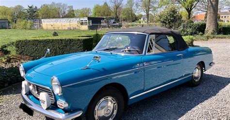 For Sale: Peugeot 404 Convertible (1964) offered for GBP 42,792