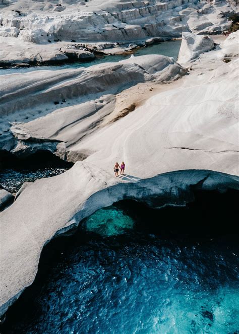 Everything you need to know about sarakiniko beach – Artofit