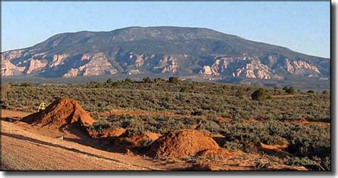 Naat'tsis'aan-Navajo Mountain Scenic Road