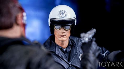 NECA Terminator 2 Ultimate Motorcycle Cop T-1000 - Toyark 1st Look ...