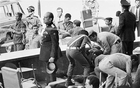 Photographs from the assassination of Anwar Sadat, 1981 - Rare ...