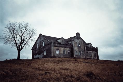 10 Of The Most Haunted Places In Houston And The Lone Star State