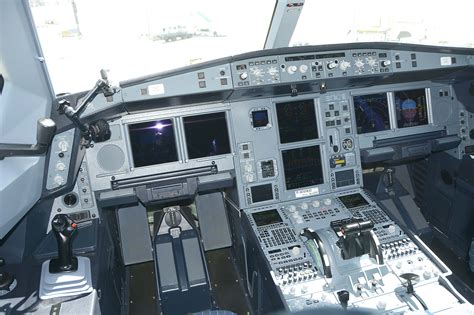 Airbus A330neo Cockpit