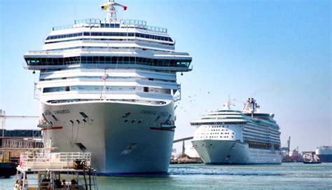 One Millionth Passenger Sails From Major US Homeport - Lets Trip Together