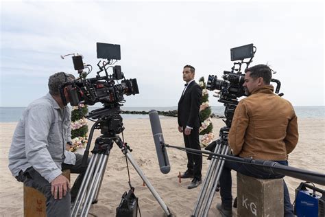 Behind the scenes pic from 4.13 : r/MrRobot