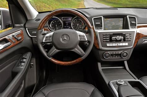 2013 Mercedes-Benz M-Class Pictures - 155 Photos | Edmunds