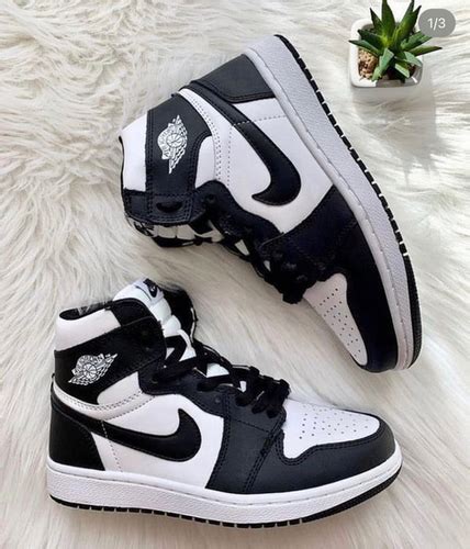 Air Jordan 1 - Panda | Sneaker Couture_BFRI