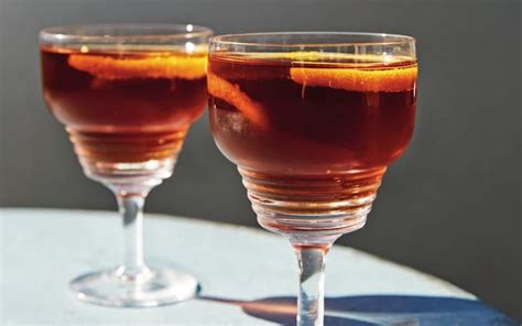 Gin and It (gin and red vermouth) cocktail recipe