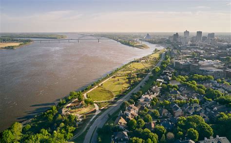 A Transformed Waterfront: Memphis Celebrates Completion of Tom Lee Park ...