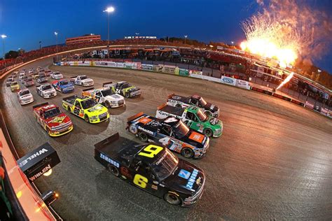 Vote - Eldora Speedway - Best NASCAR Track Nominee: 2019 10Best Readers ...