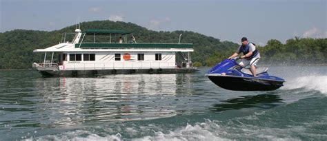 Dale Hollow Lake Houseboat Rentals and Vacation Information