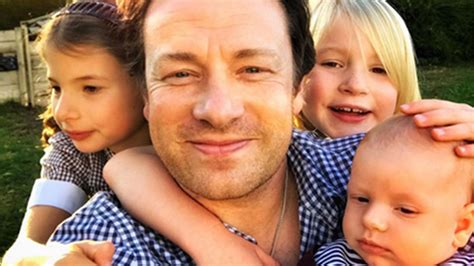 Jamie Oliver shares adorable family selfie | HELLO!