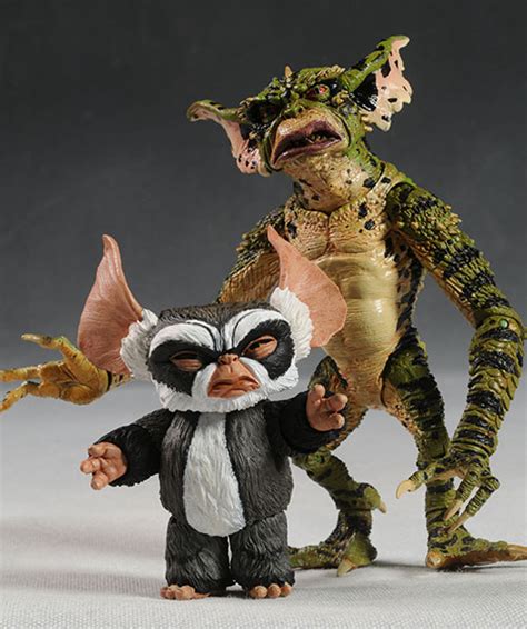 Review and photos of Gremlins George, Lenny action figure by NECA