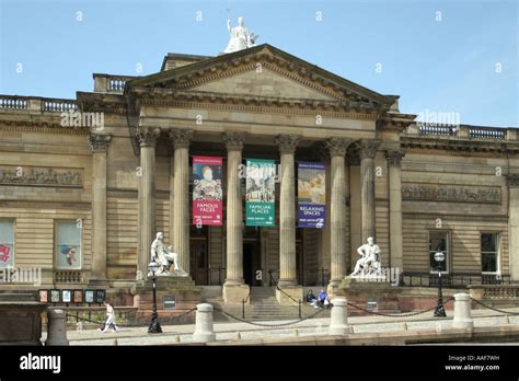 Walker Art Gallery, Liverpool Stock Photo - Alamy