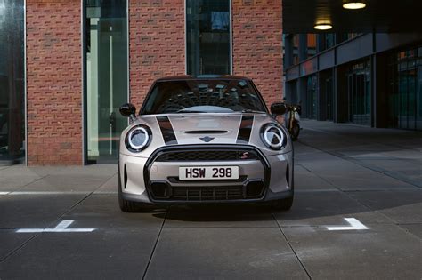 MINI Cooper S | Engine Specs & History | MINI UK