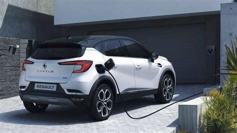 New Renault Captur E-Tech Plug-in Hybrid Offers