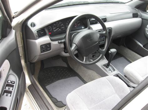 1997 Nissan sentra interior