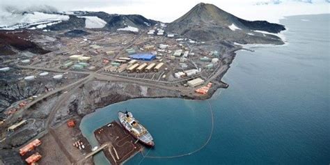 Scott Base, McMurdo Station, Antarctica Camera - Port of McMurdo ...