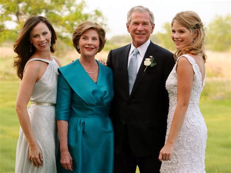 25 Family Photos of George W. Bush, Laura Bush & Daughters