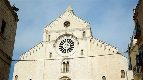 Bari Cathedral in Bari City Centre | Expedia.co.uk