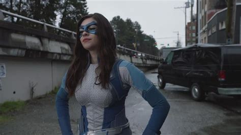 Nicole Maines says farewell to playing Dreamer on the CW's Supergirl ...