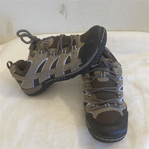 CLIFFS SHOES BY WHITE MOUNTAIN -lace up walking... - Depop