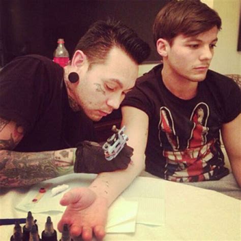 Special Facts About the Different Louis Tomlinson Tattoos – Philtered