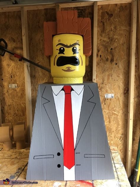 Lego President Business Costume | Mind Blowing DIY Costumes - Photo 4/8