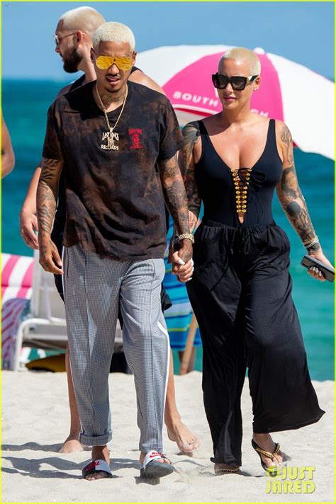 Amber Rose & Boyfriend Alexander Edwards Cozy Up on the Beach in Miami ...