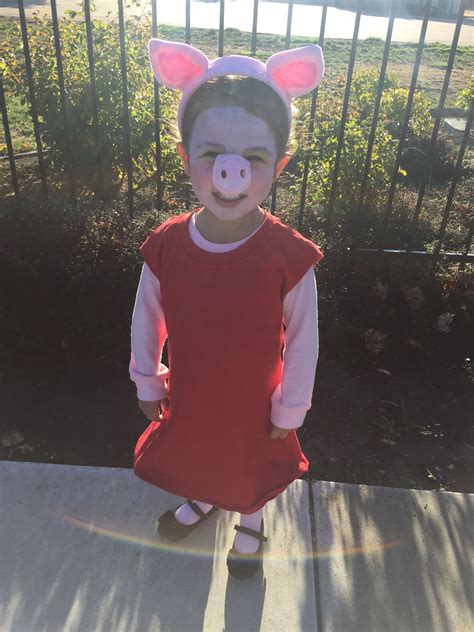 Halloween. Peppa pig costume. DIY. Easy. Cheap. Cute. Halloween 2018 ...