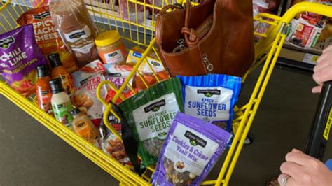 Dollar General Puts 'Food First' With Clover Valley Expansion | Store ...