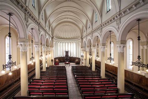 The Turin Cathedral and the Holy Shroud of Turin - Pilgrim-info.com