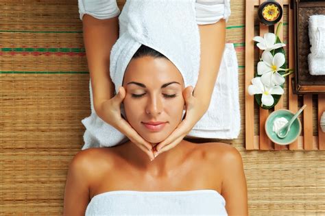 Sunshine And A Daisy: 5 Crazy Spa Treatments