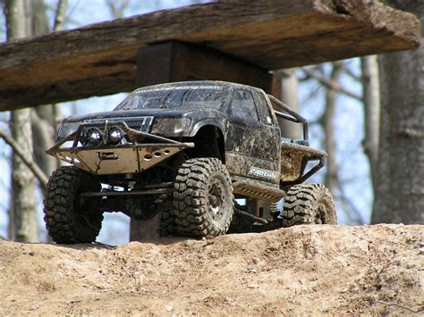 Axial SCX10 Honcho by Mike Dulian [READER'S RIDE] - RC Car Action