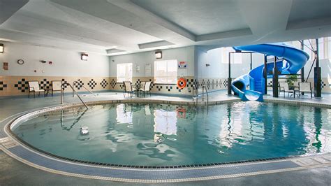 Best Western Premier Freeport Inn & Suites Calgary Airport, AB - See ...