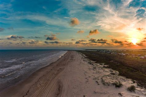 11 Beautiful Beaches Near Houston TX - Roaming the USA