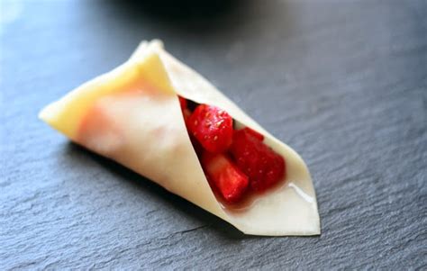 Pixel Whisk: Strawberry-Chocolate Dessert Dumplings