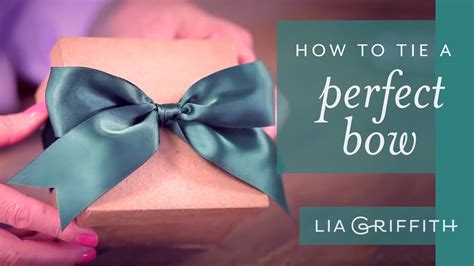 Hướng dẫn cách thắt how to tie a decorative bow để làm nổi bật quà tặng ...