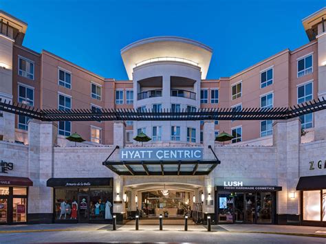 Contemporary Hotel in The Woodlands, Texas | Hyatt Centric The Woodlands