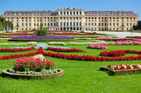 Visiting Vienna's Schönbrunn Palace: Highlights, Tips & Tours