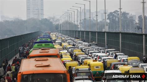 Heavy traffic jam in Central Delhi, more personnel deployed to ease ...