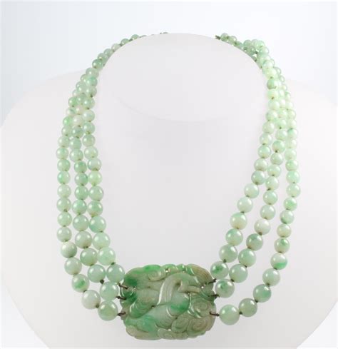 A good Chinese carved jade necklace with triple bead | 5th November ...