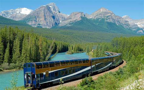 How to Take a Solo Luxury Train Trip Through Canada's National Parks ...