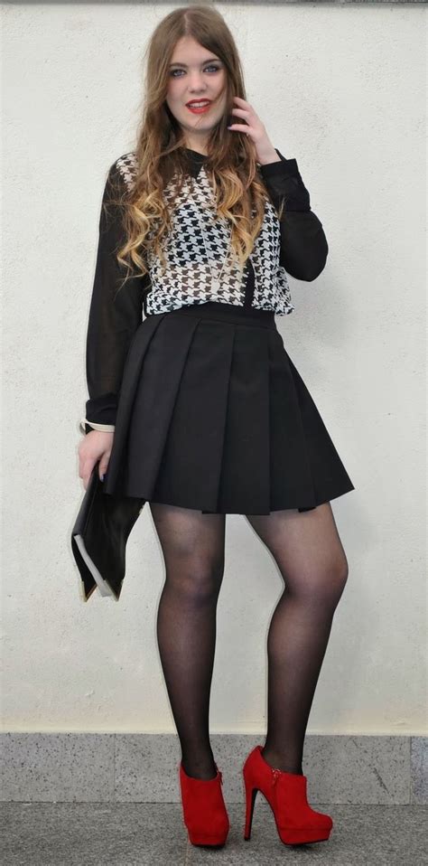 Diy Skirt, Sexy Stockings, Clothes Organization, Daily Outfits, Fashion ...