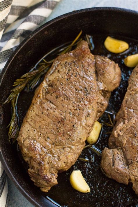 How To Cook A Steak In A Cast Iron Skillet - The Clean Eating Couple