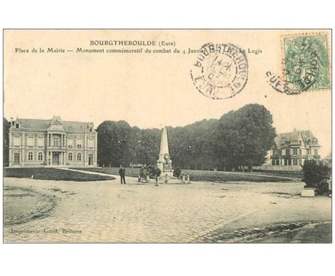 carte postale ancienne 27 BOURGTHEROULDE. Monument Place de la Mairie ...